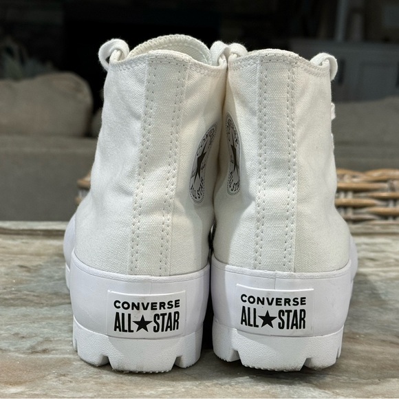 Women’s CONVERSE Chuck Taylor All Star high top lug white sneakers- Size 7.5 - Picture 7 of 12